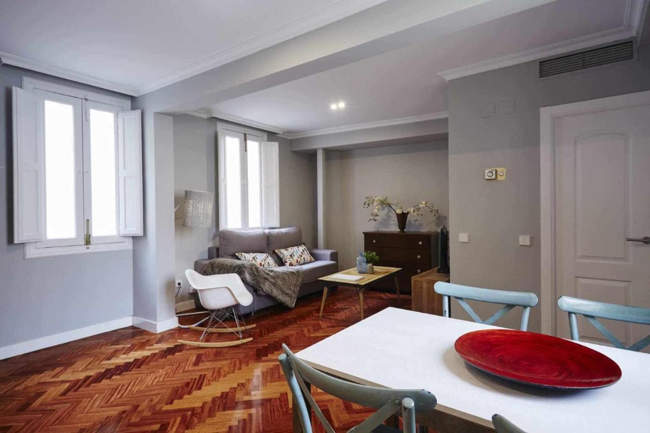 Apartamento V Alcalaretiro Ideal Parejas Madrid Exterior photo