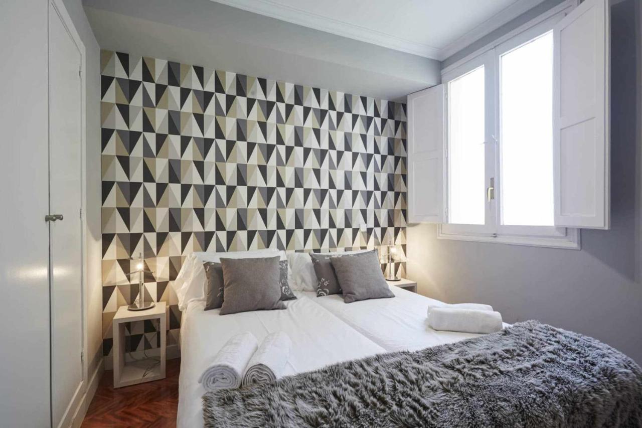 Apartamento V Alcalaretiro Ideal Parejas Madrid Exterior photo